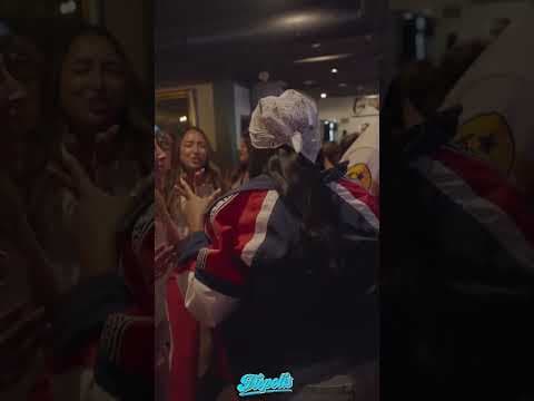 DJ Troplis Crowd Singing